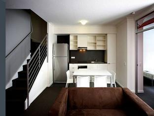 Kelvin Grove Student Village Hotel